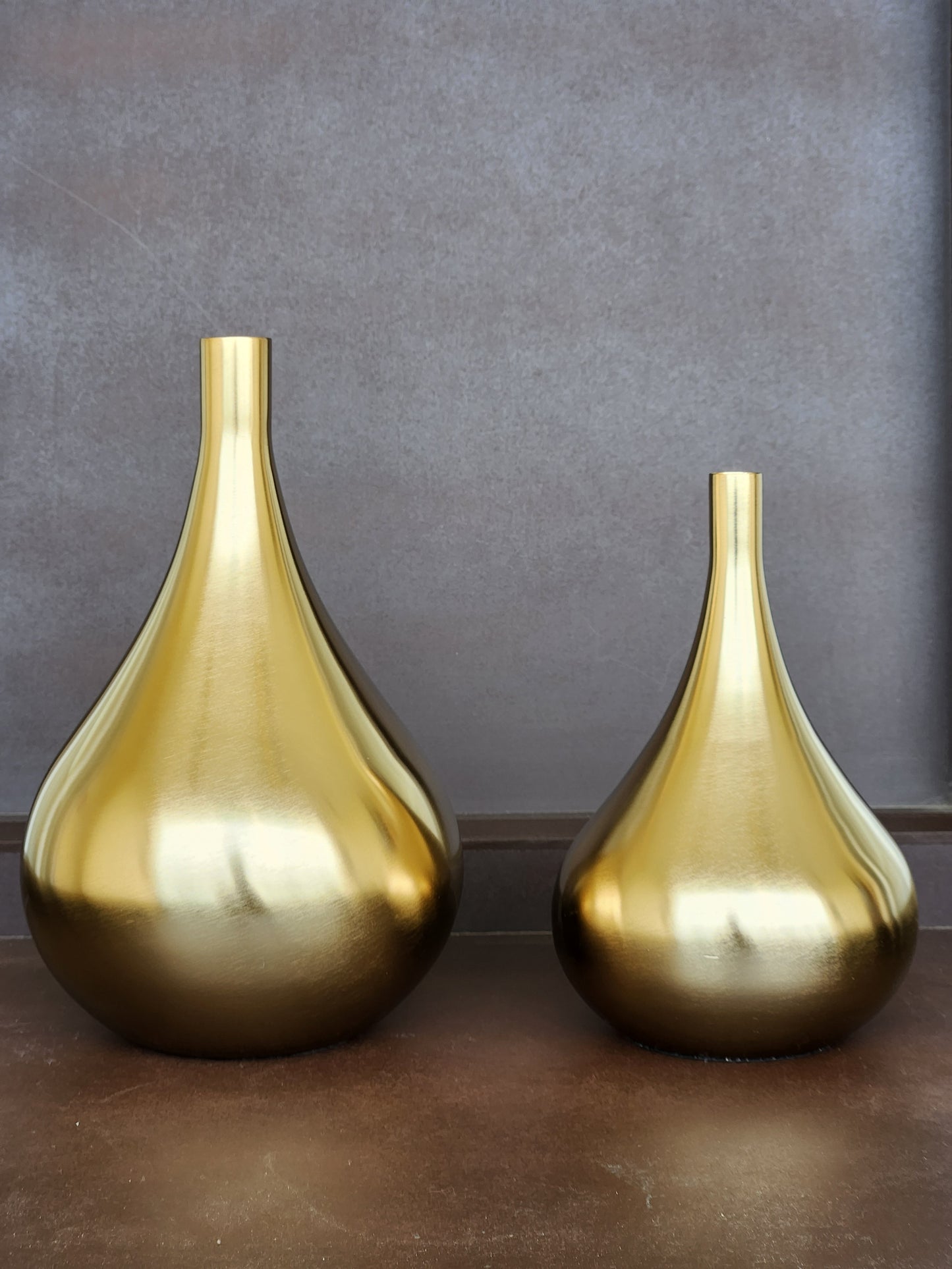 Metal Vase Drop
